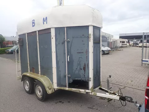 WEIJER W 1360 paardentrailer met kenteken